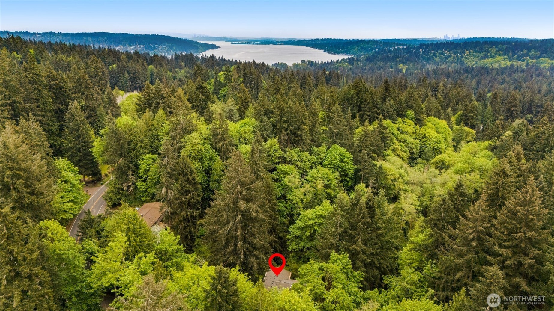 19207 40th Place NE, Lake Forest Park, WA 98155