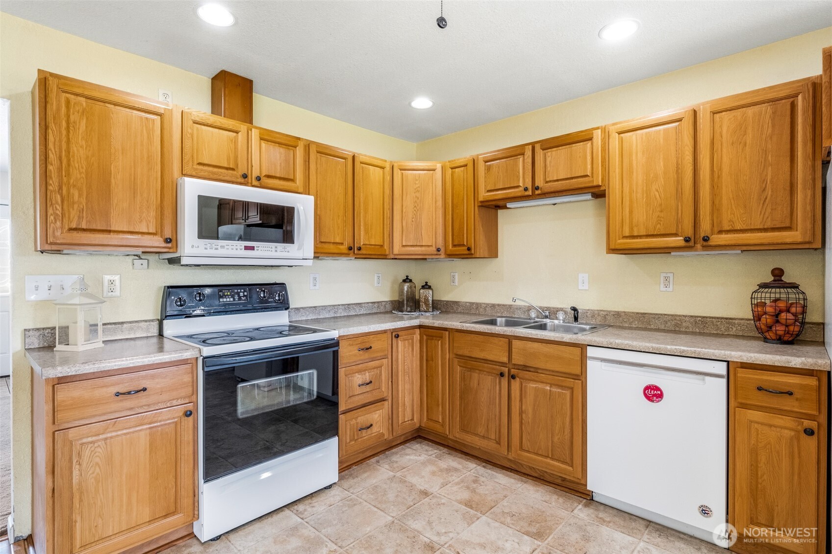 416 H St SW , Quincy, WA 98848