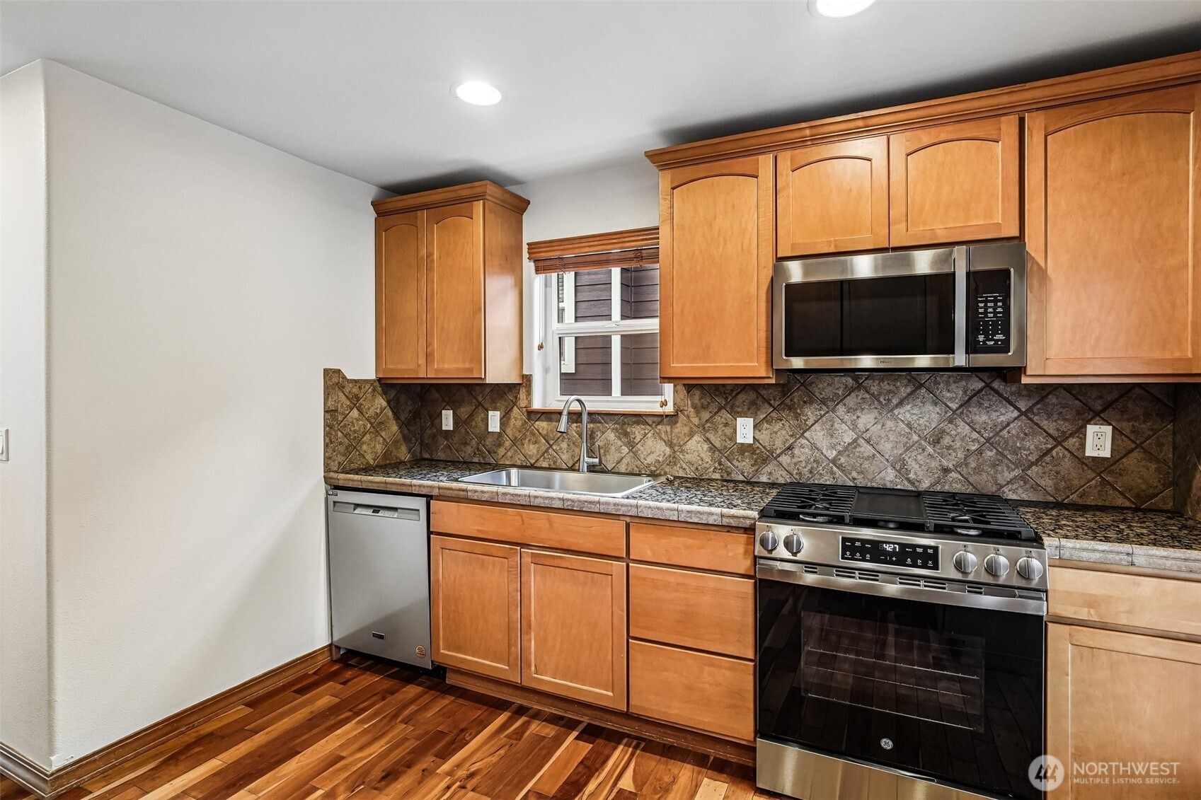 4530 5th Drive SE, Everett, WA 98203-2149