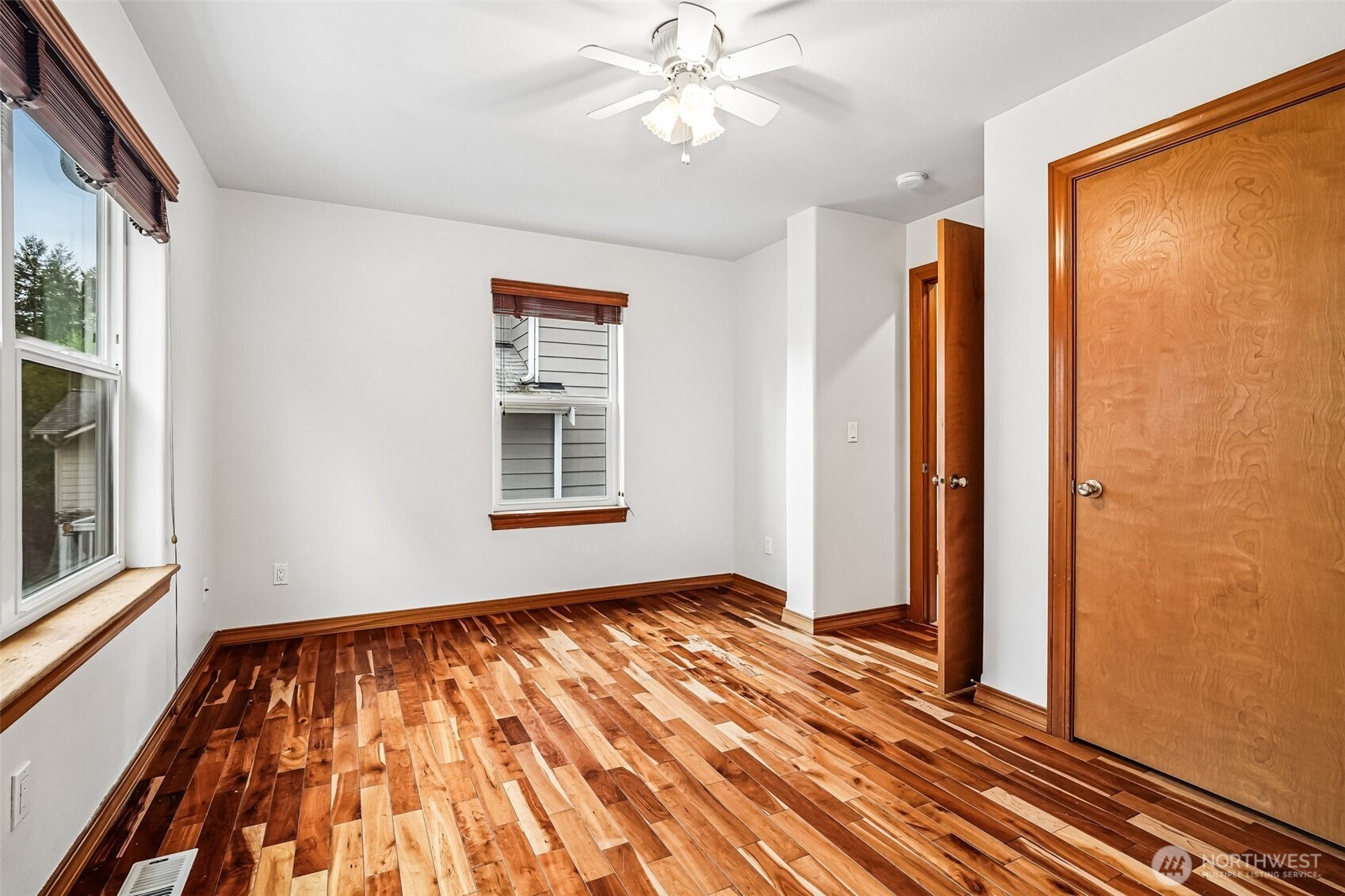 4530 5th Drive SE, Everett, WA 98203-2149