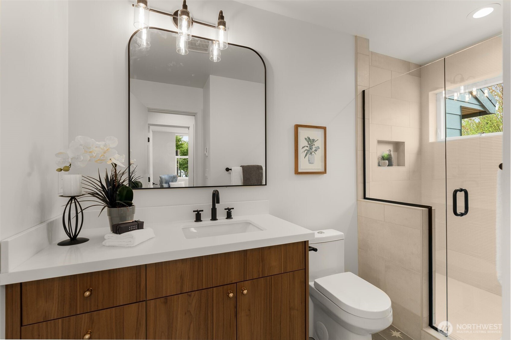 358 N 74th Street , Seattle, WA 98103