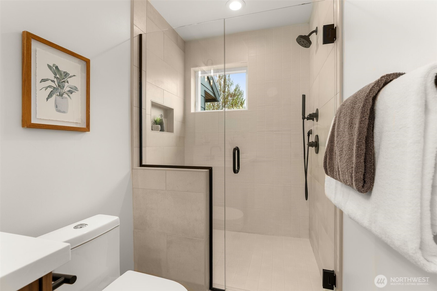 358 N 74th Street , Seattle, WA 98103