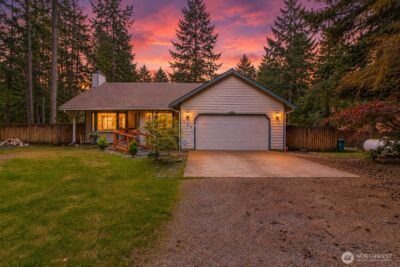 624 SE Pine Road , Port Orchard, WA 98367
