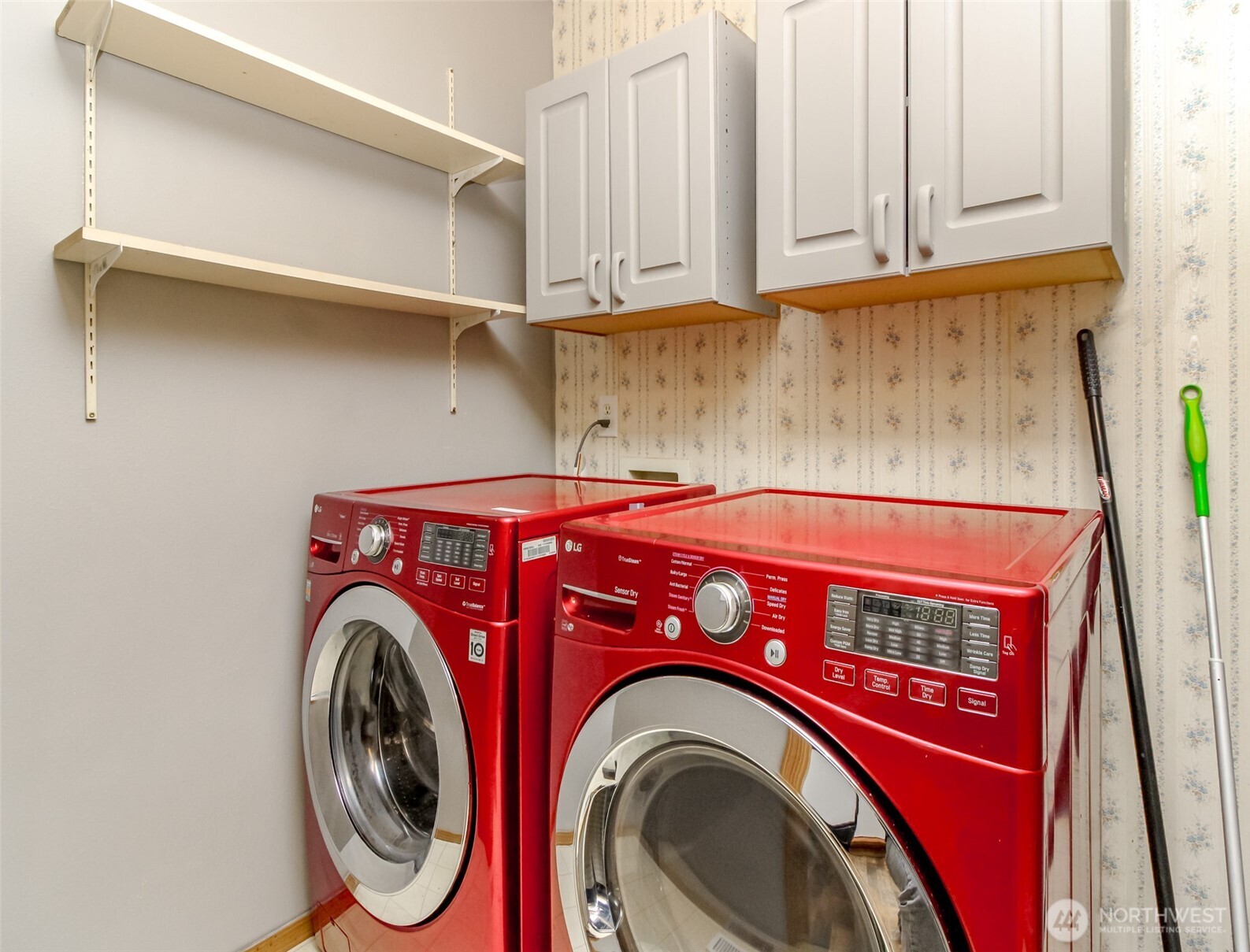 624 SE Pine Road , Port Orchard, WA 98367