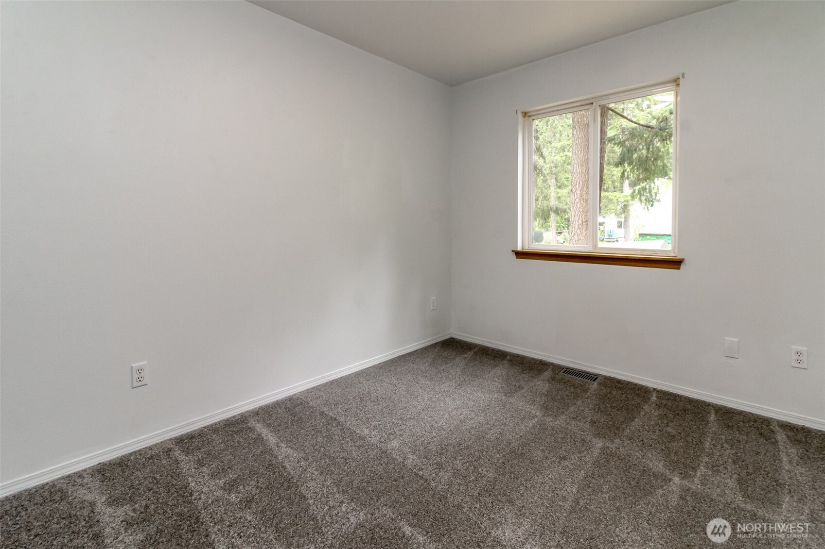 624 SE Pine Road , Port Orchard, WA 98367