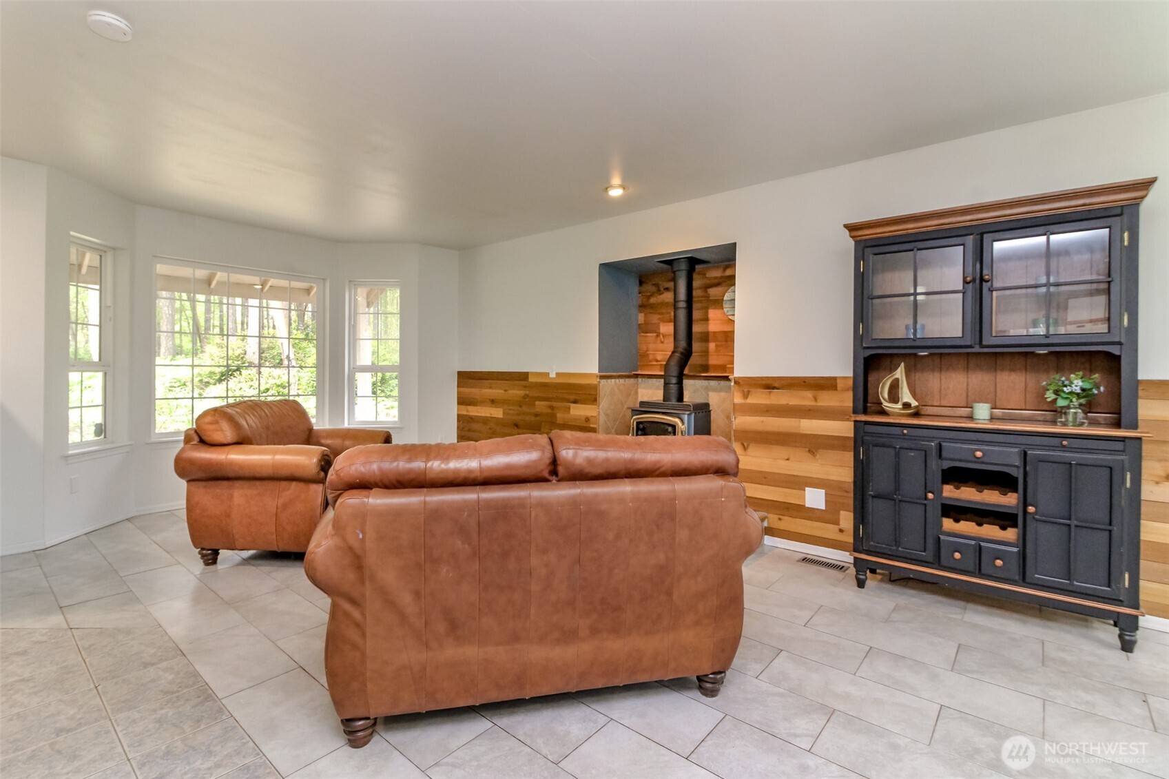 624 SE Pine Road , Port Orchard, WA 98367