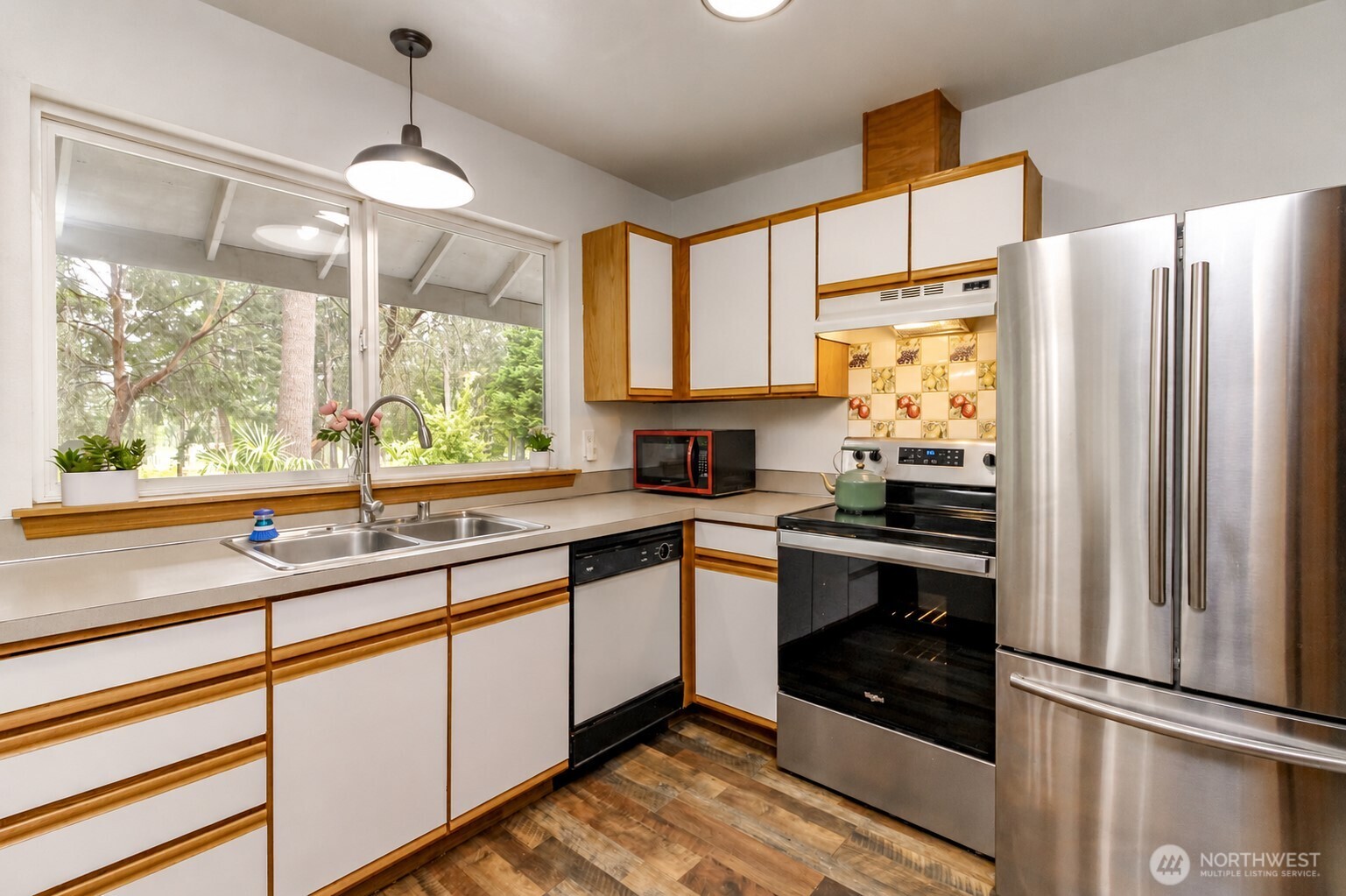 624 SE Pine Road , Port Orchard, WA 98367