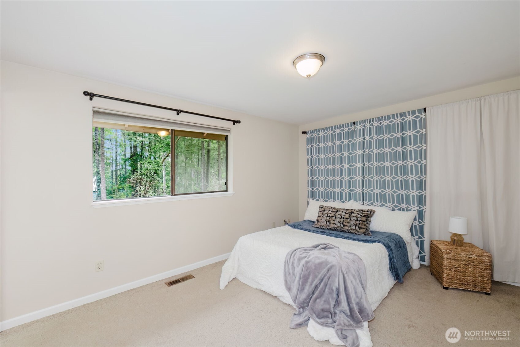 12677 Olympic View Road NW, Silverdale, WA 98383
