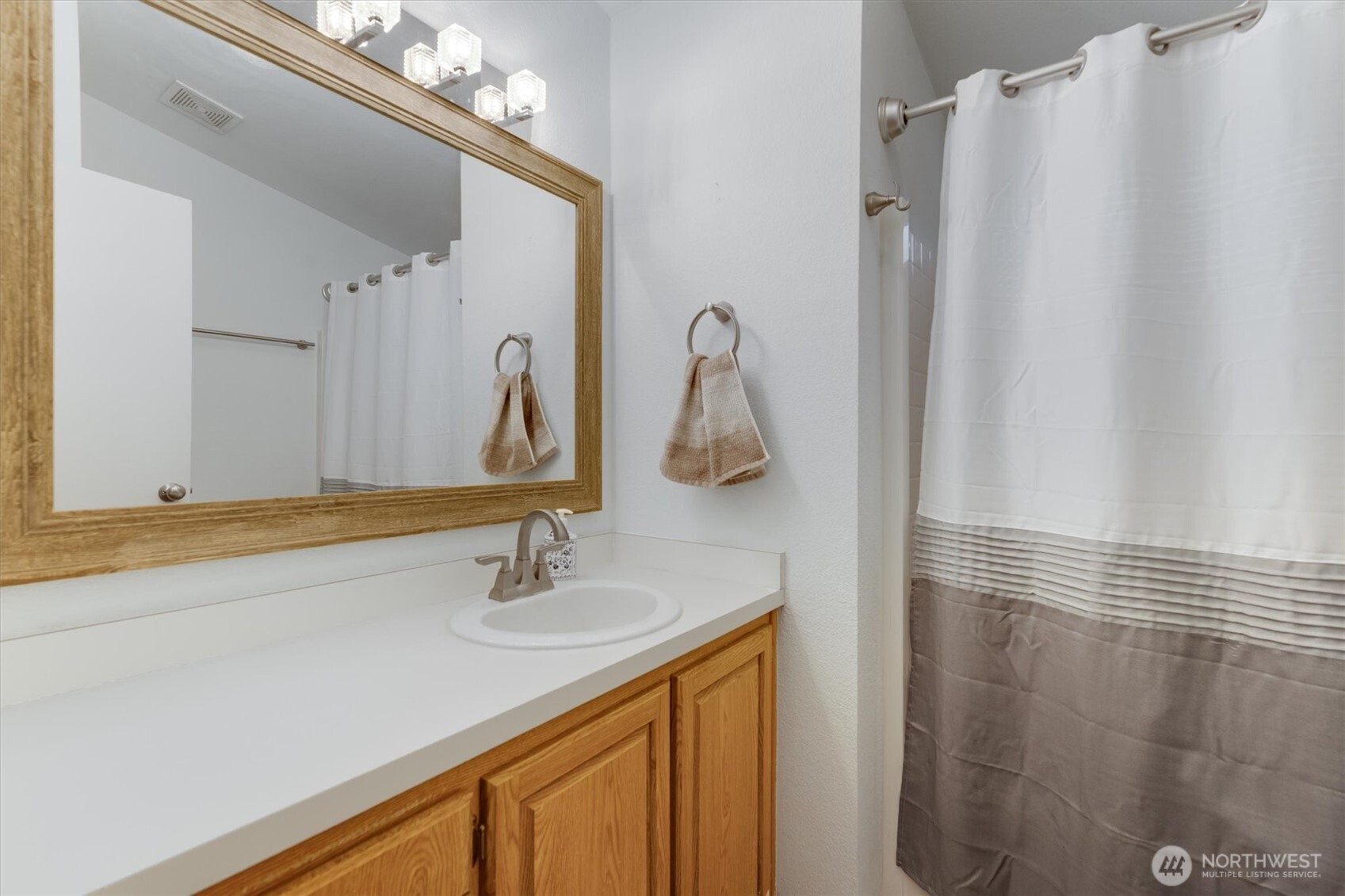 1965 Westside Highway #87, Kelso, WA 98626