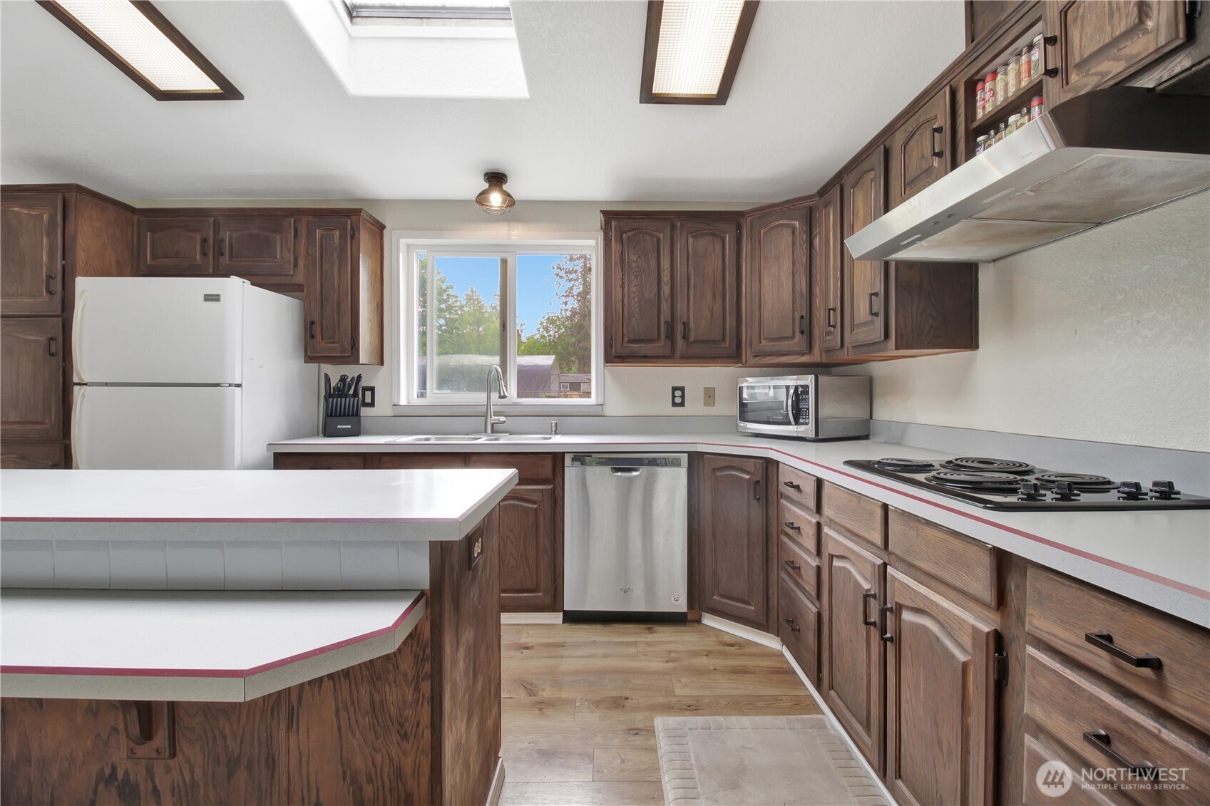31113 W Whitehorse Drive , Arlington, WA 98223