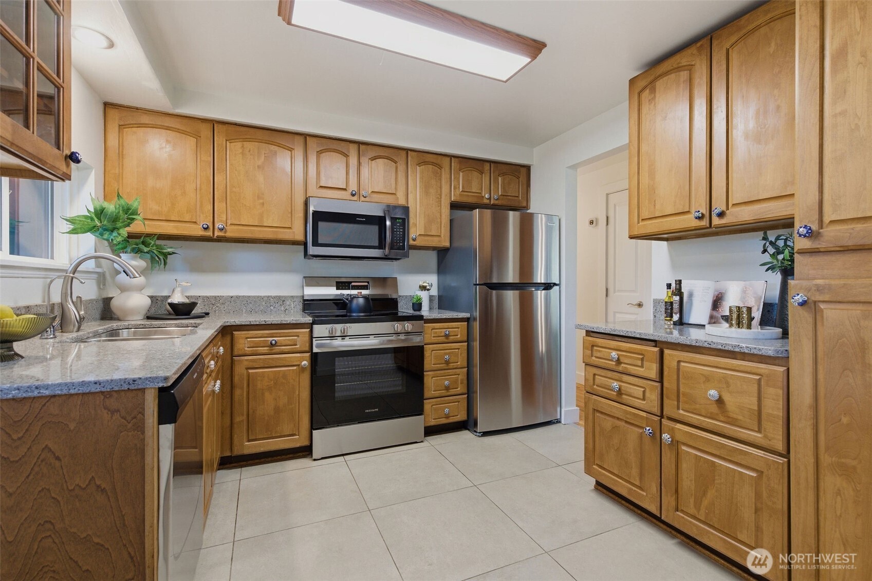 6123 NE 185th Street , Kenmore, WA 98028