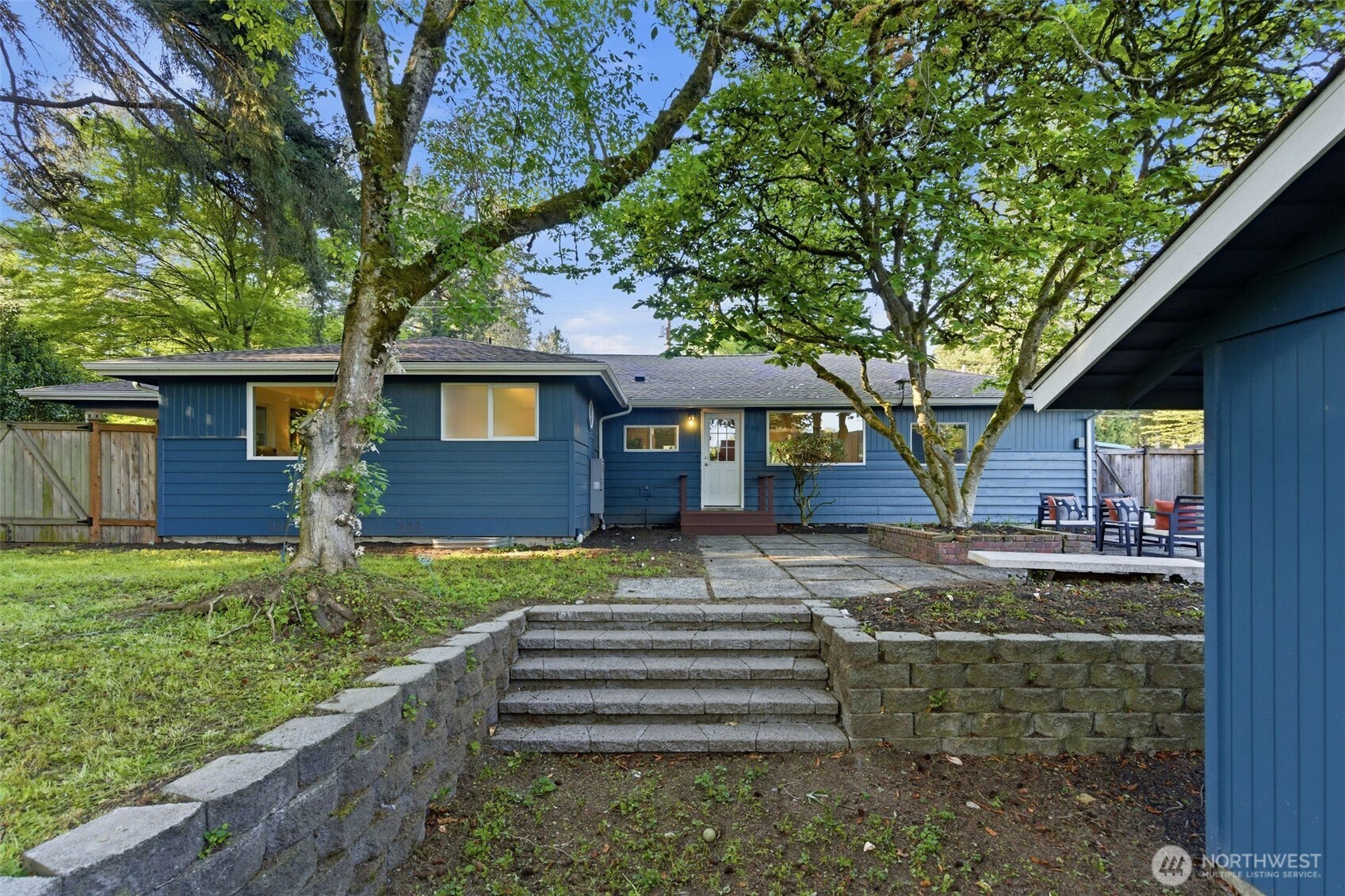 6123 NE 185th Street , Kenmore, WA 98028