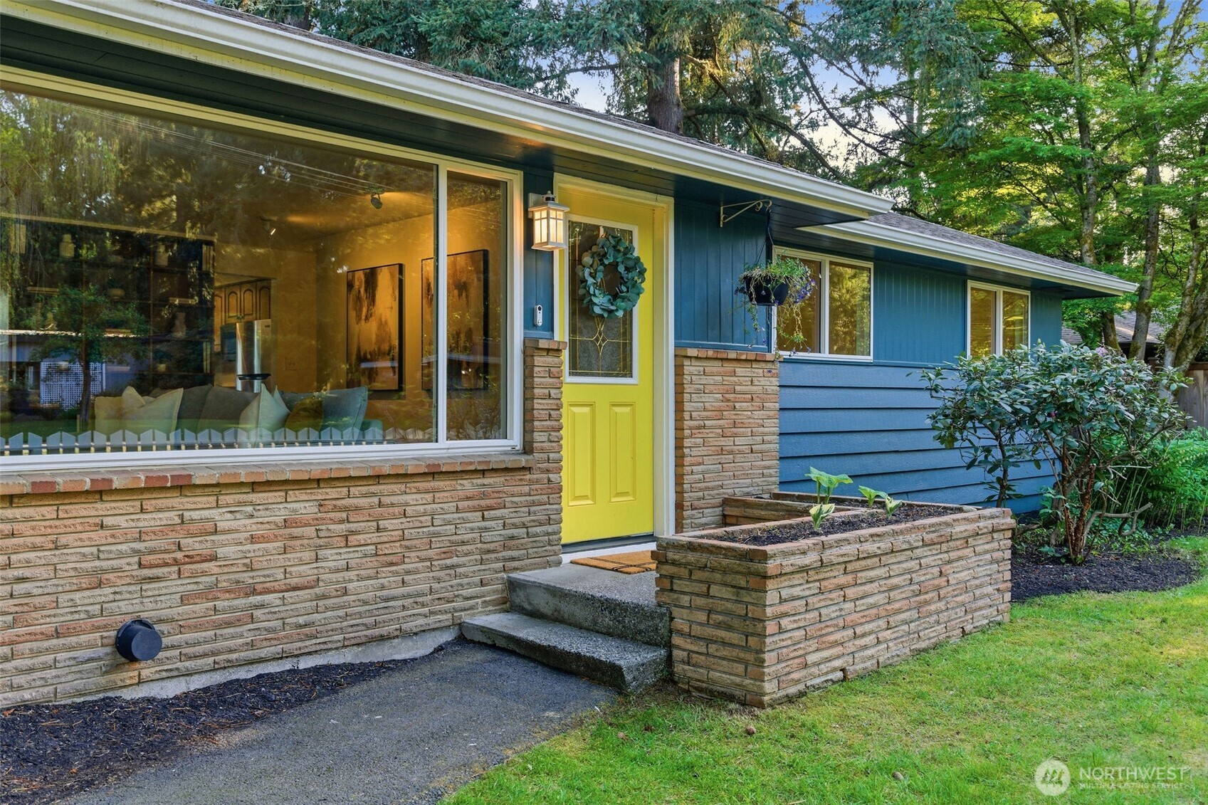 6123 NE 185th Street , Kenmore, WA 98028