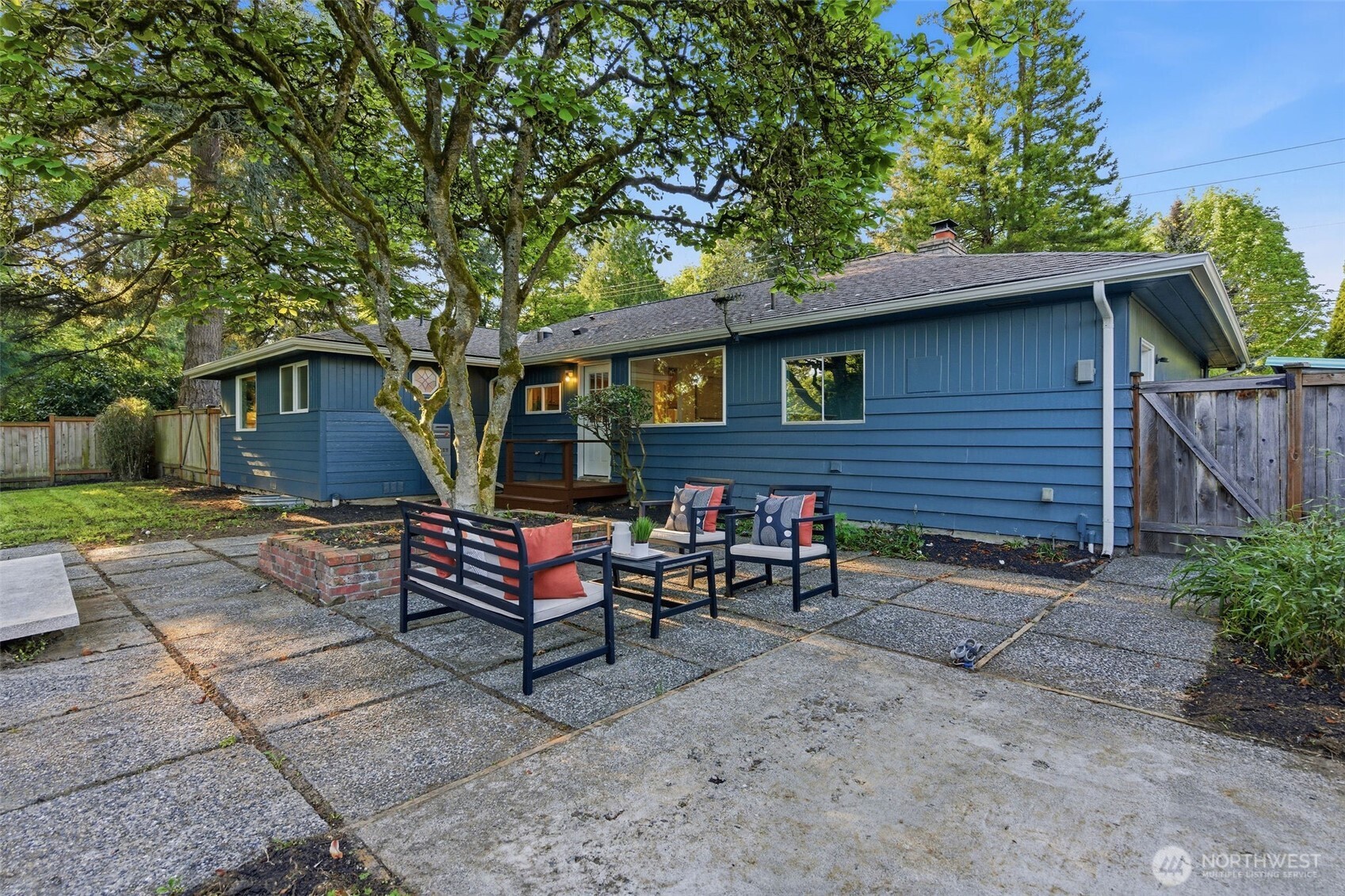 6123 NE 185th Street , Kenmore, WA 98028