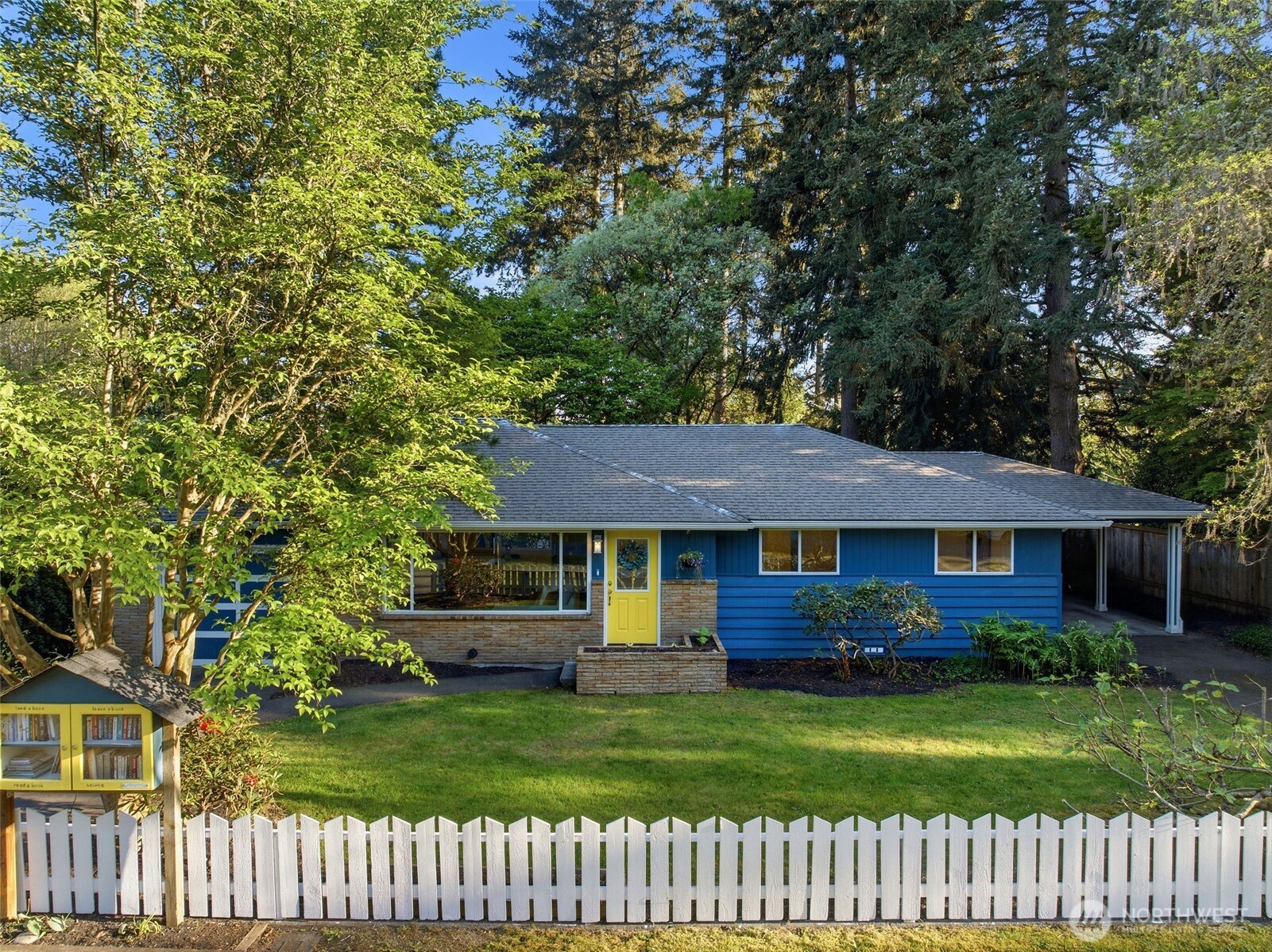 6123 NE 185th Street , Kenmore, WA 98028