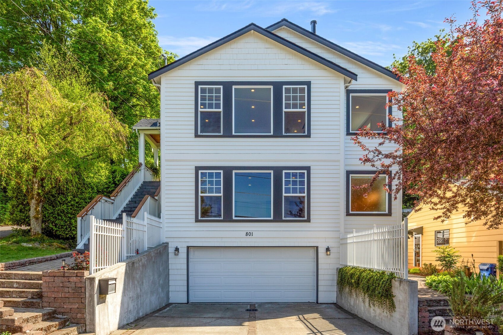 801 W Barrett Street , Seattle, WA 98119