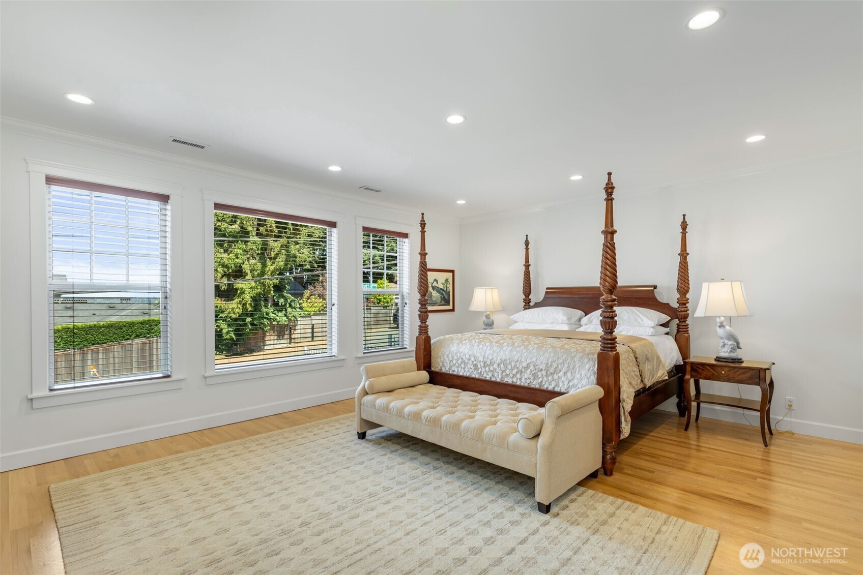 801 W Barrett Street , Seattle, WA 98119