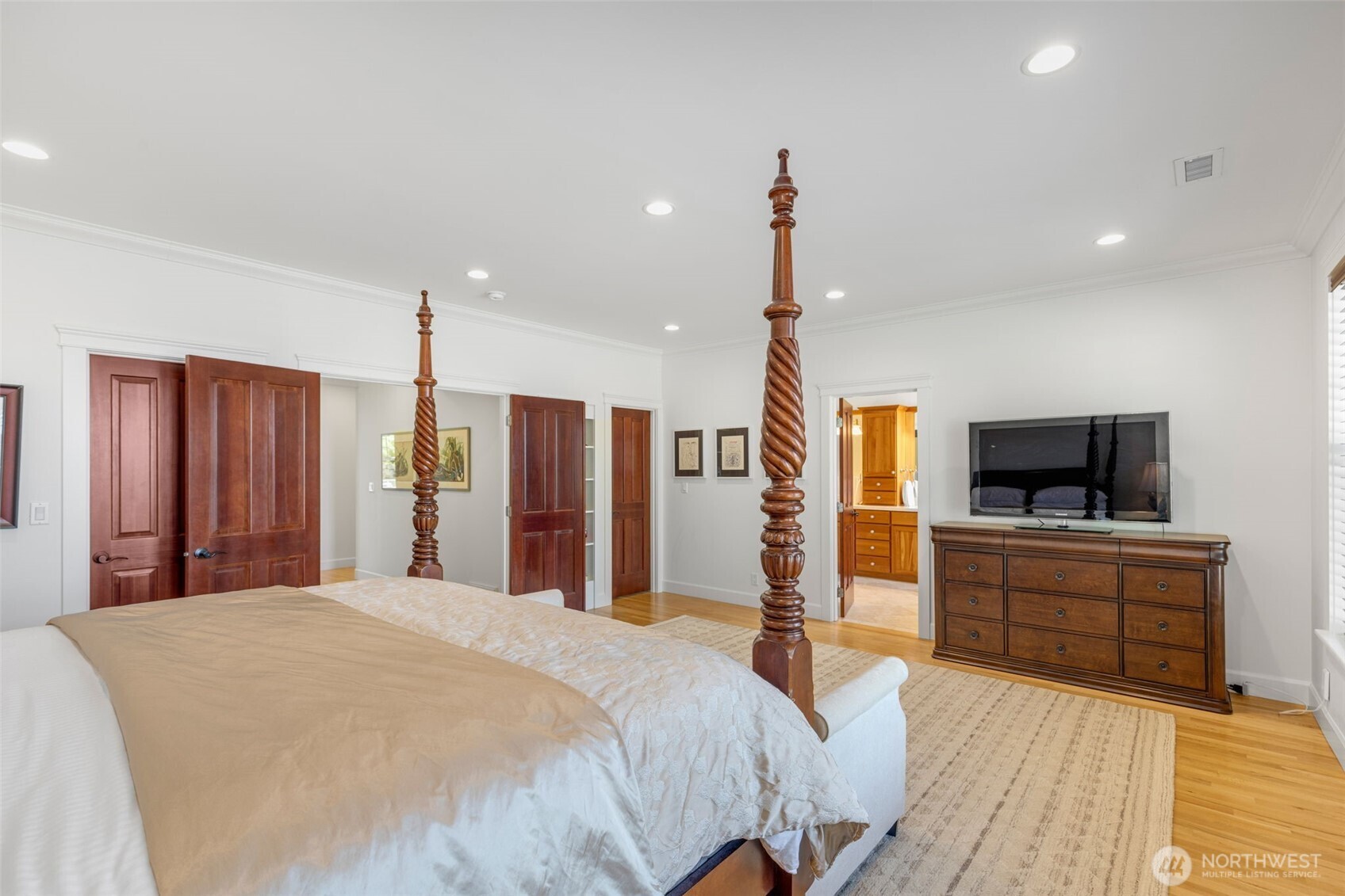 801 W Barrett Street , Seattle, WA 98119