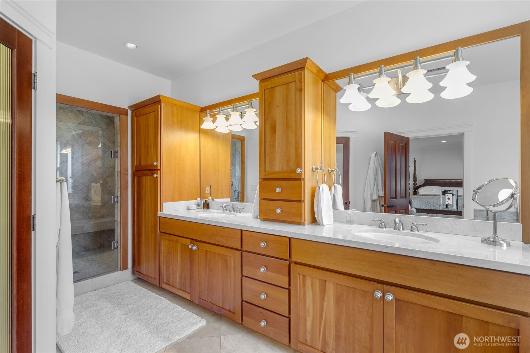 801 W Barrett Street , Seattle, WA 98119
