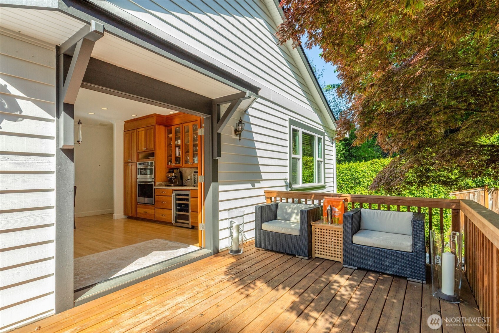 801 W Barrett Street , Seattle, WA 98119