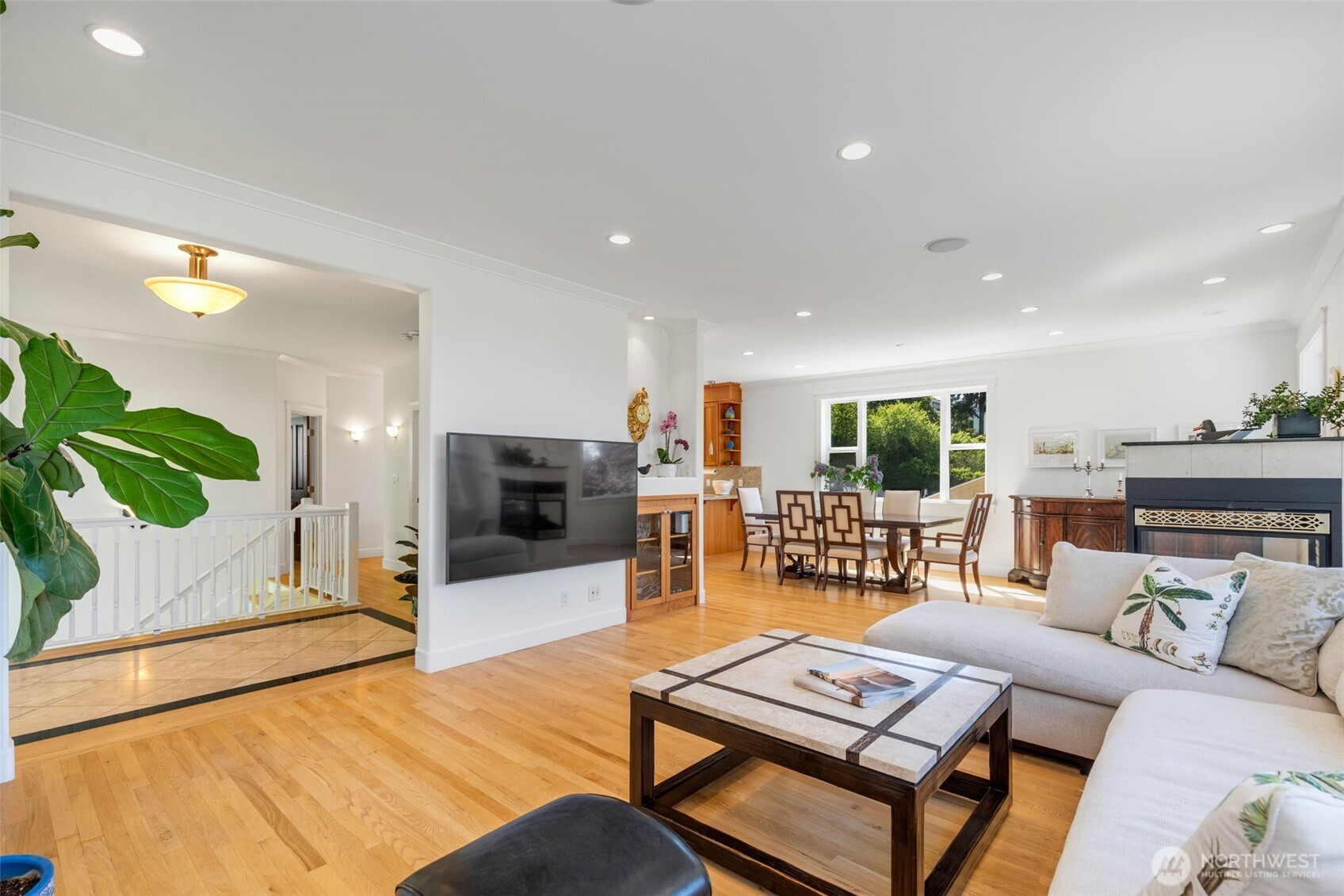 801 W Barrett Street , Seattle, WA 98119