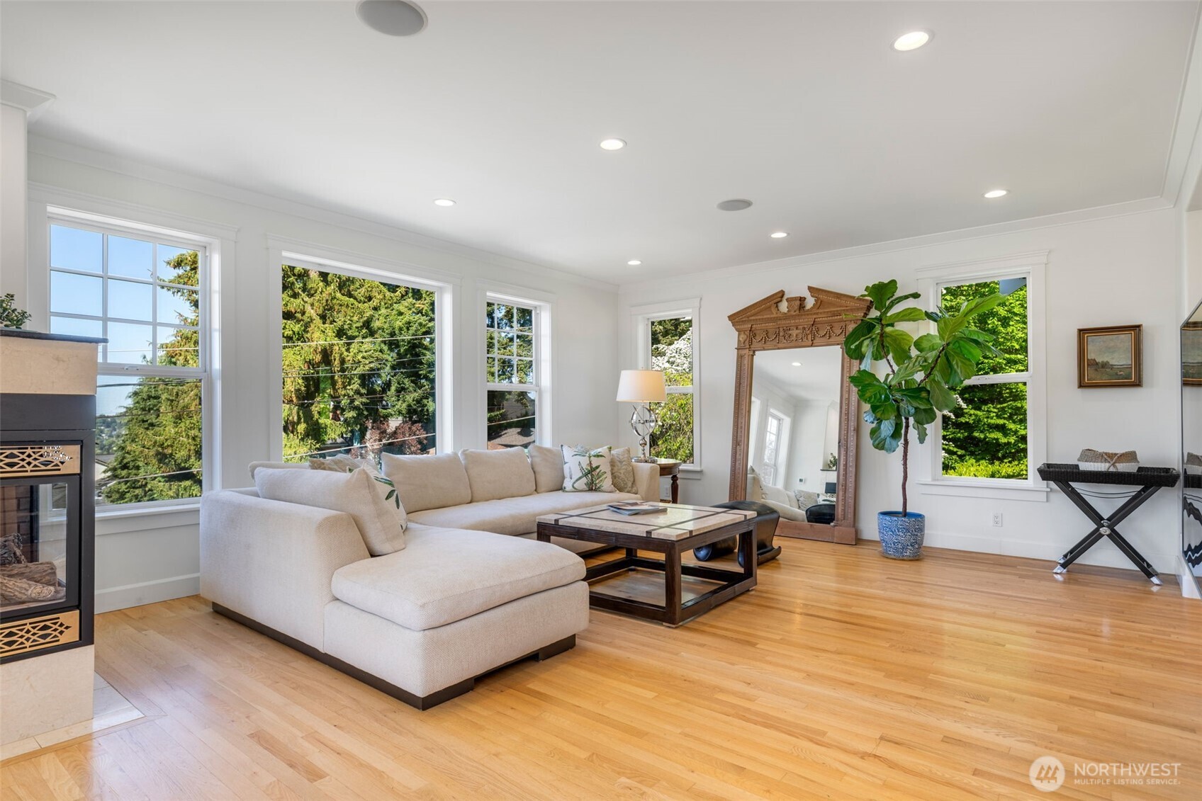 801 W Barrett Street , Seattle, WA 98119