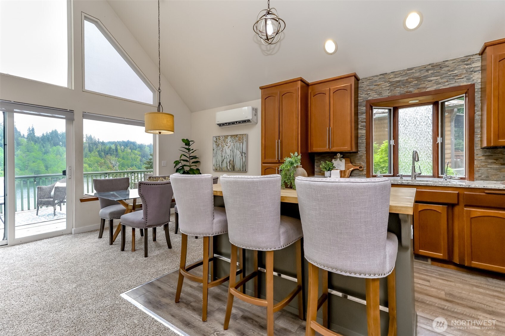 40420 Ski Park Rd E, Eatonville, WA 98328