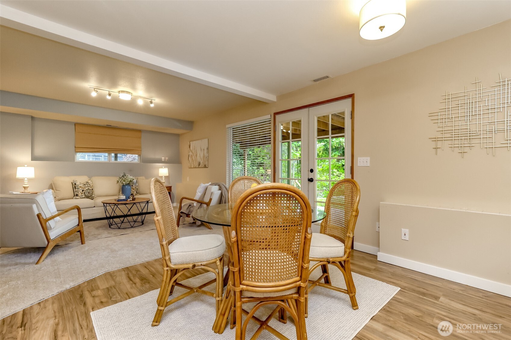 40420 Ski Park Rd E, Eatonville, WA 98328