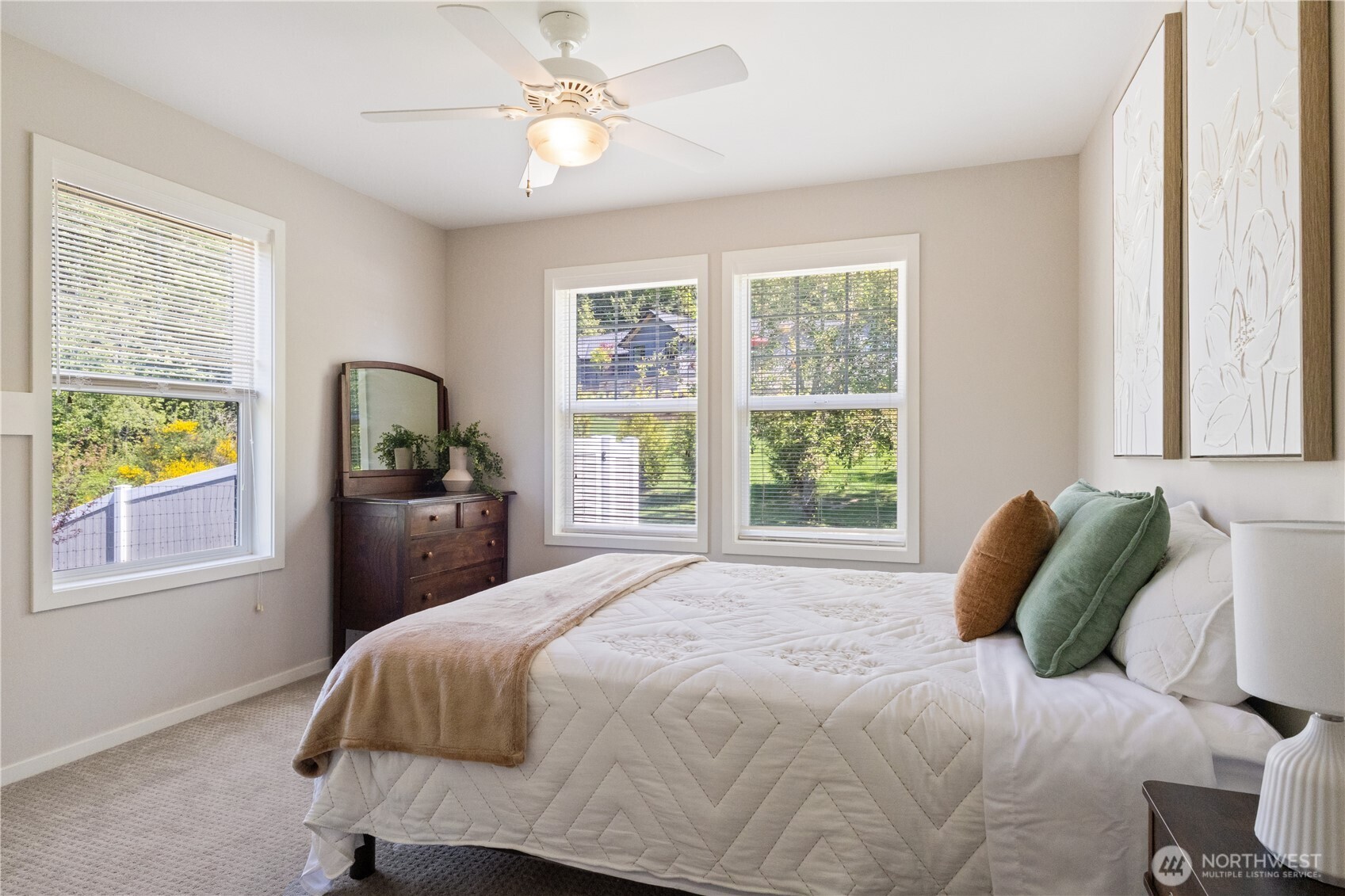 7622 NW Lenox Lane , Silverdale, WA 98383