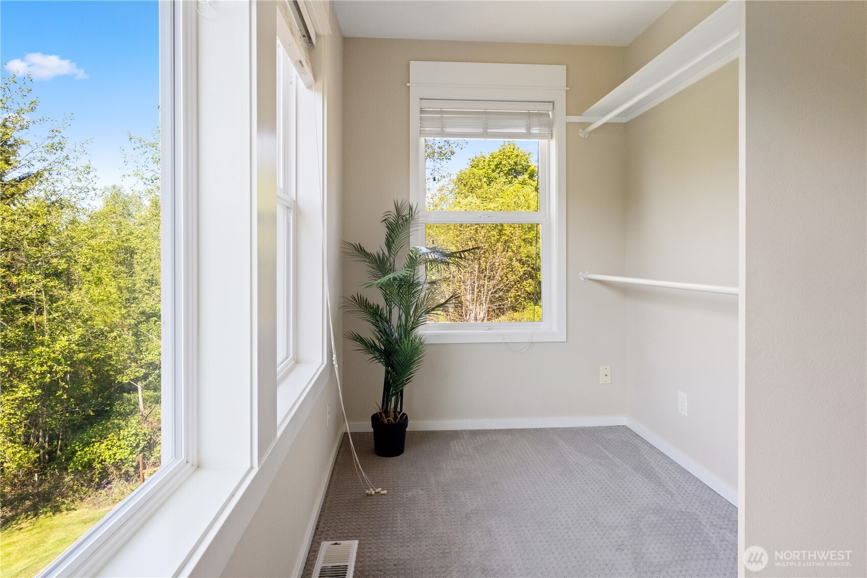 7622 NW Lenox Lane , Silverdale, WA 98383