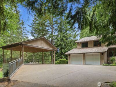 24214 SE 18th Place , Sammamish, WA 98075