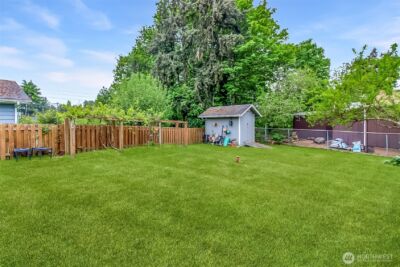 9406 Tacoma Avenue S, Tacoma, WA 98444 - Photo 30