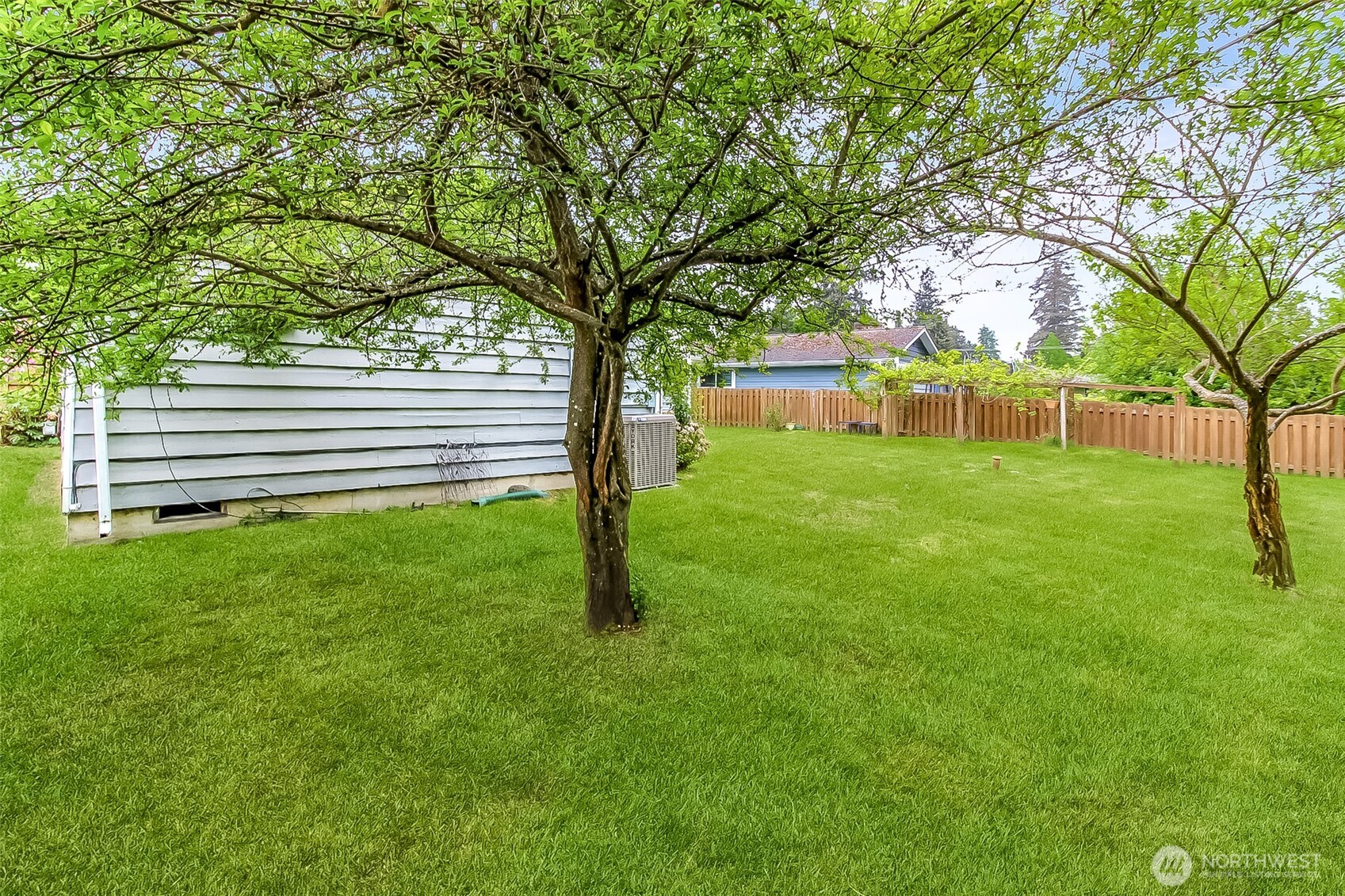9406 Tacoma Avenue S, Tacoma, WA 98444