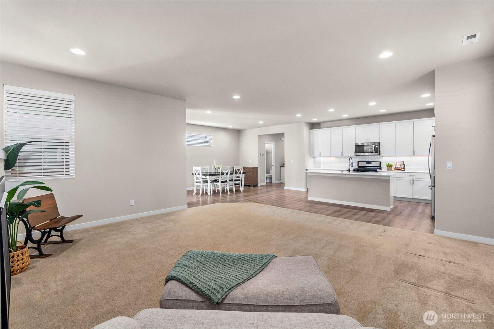 2032 Cantergrove Drive SE, Lacey, WA 98503