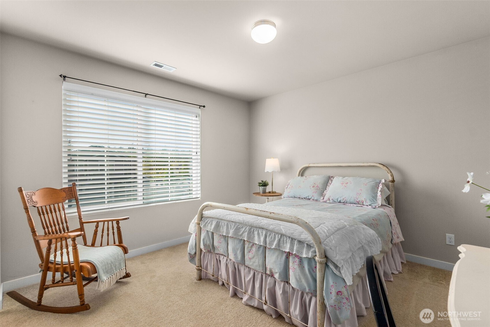 2032 Cantergrove Drive SE, Lacey, WA 98503