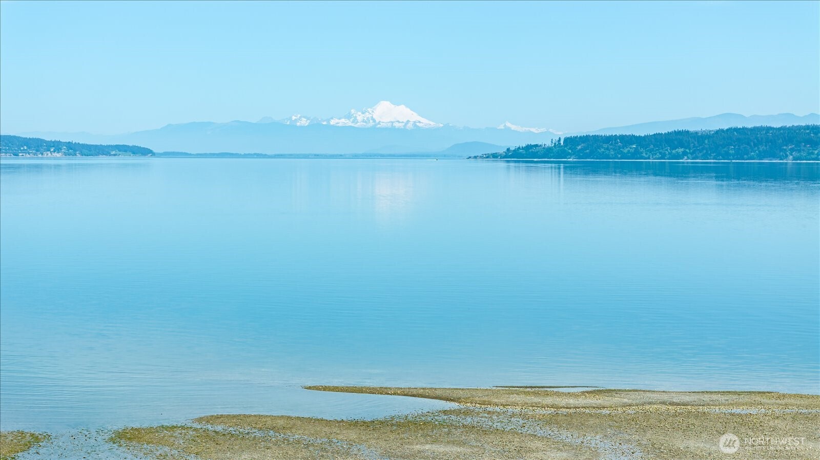 281 Harrington Road , Coupeville, WA 98239