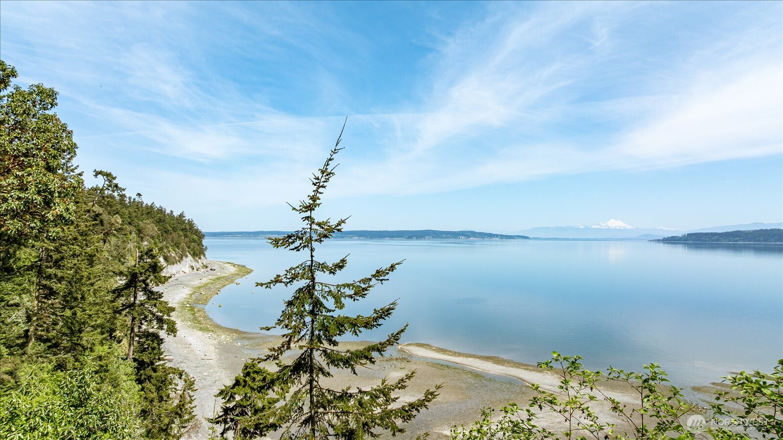 281 Harrington Road , Coupeville, WA 98239