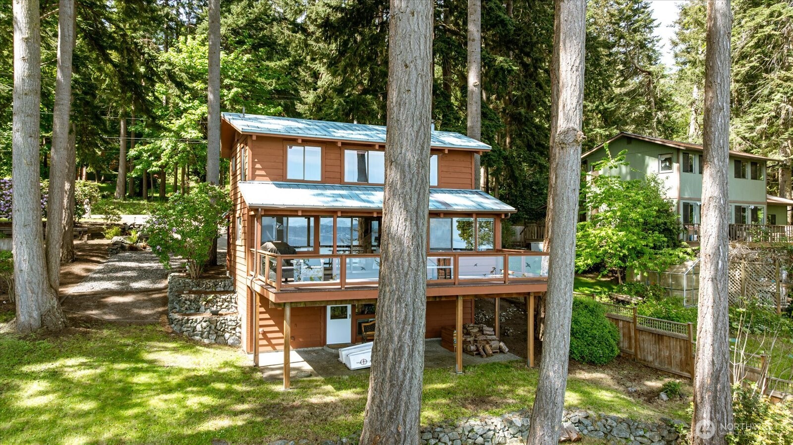 281 Harrington Road , Coupeville, WA 98239