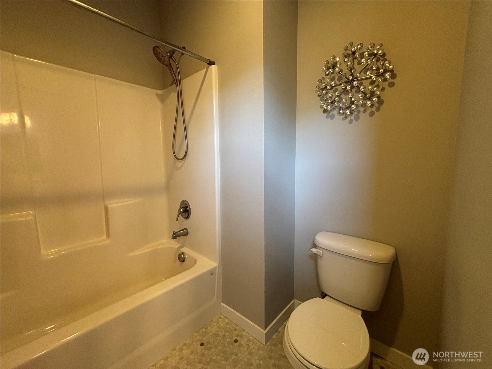 6606 Kayak Place NW, Bremerton, WA 98311