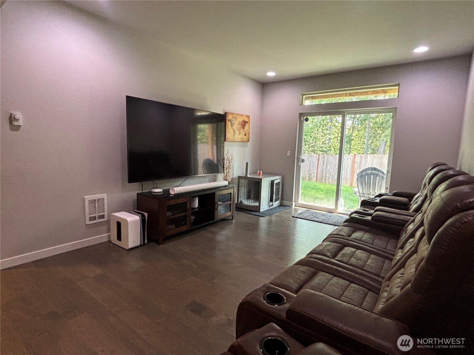 6606 Kayak Place NW, Bremerton, WA 98311