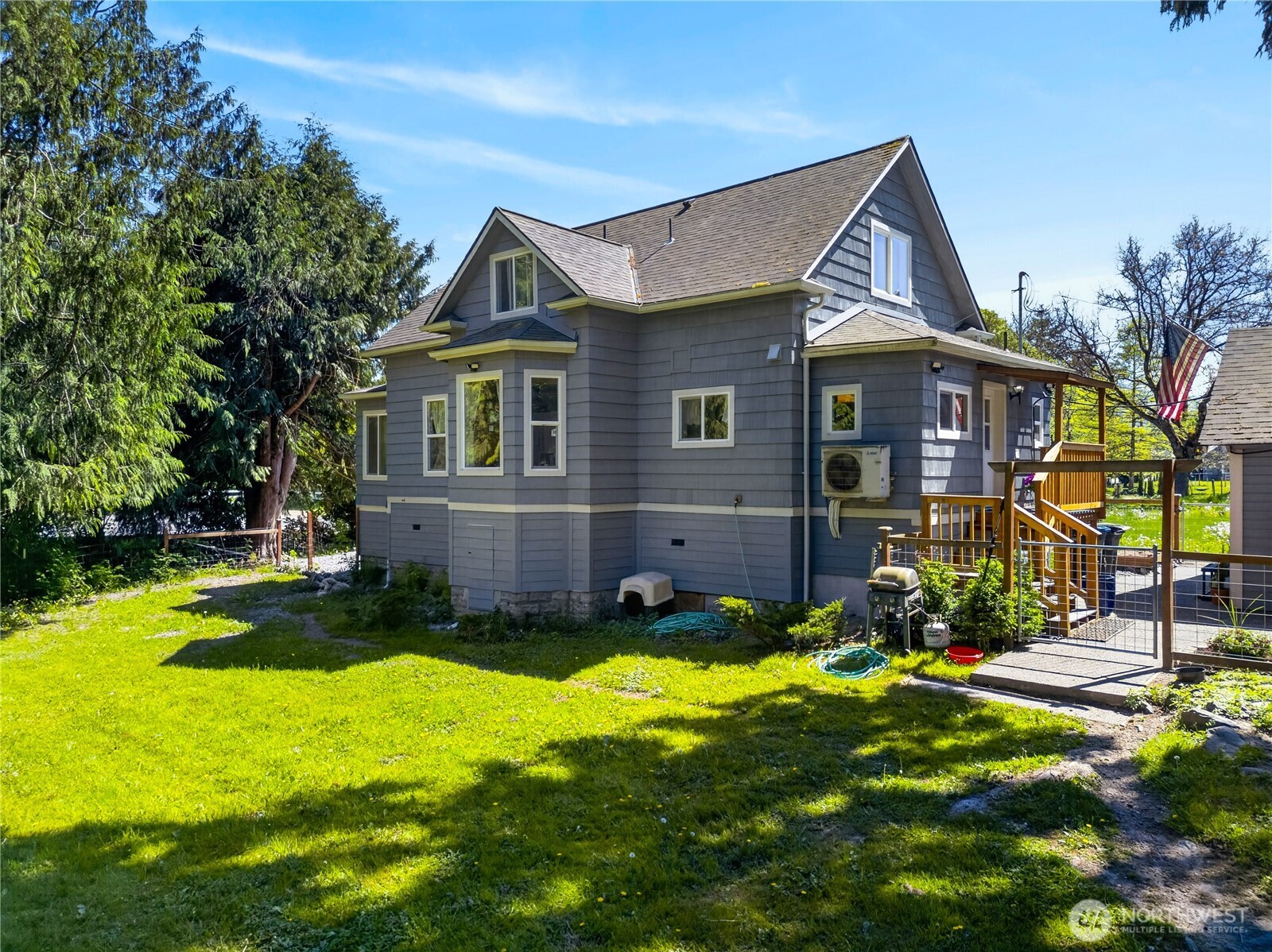 2115 Valley Highway , Deming, WA 98244-9115