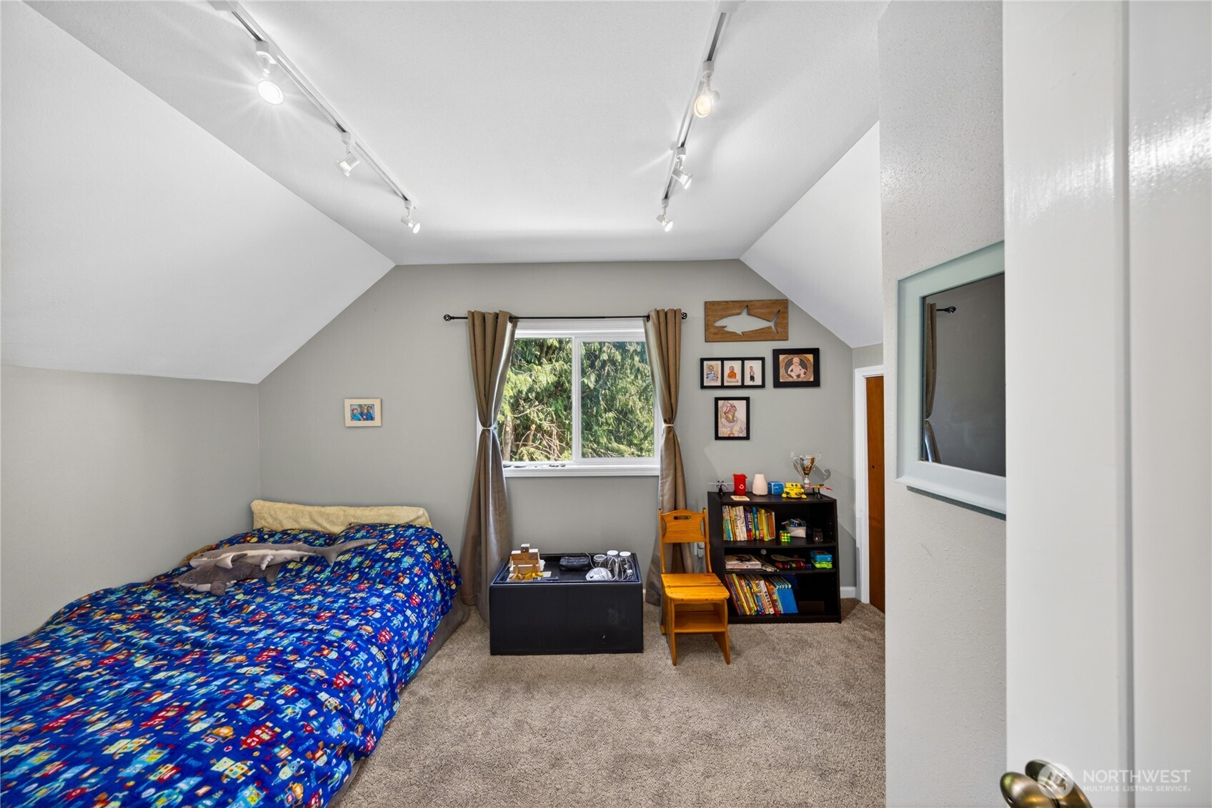 2115 Valley Highway , Deming, WA 98244-9115