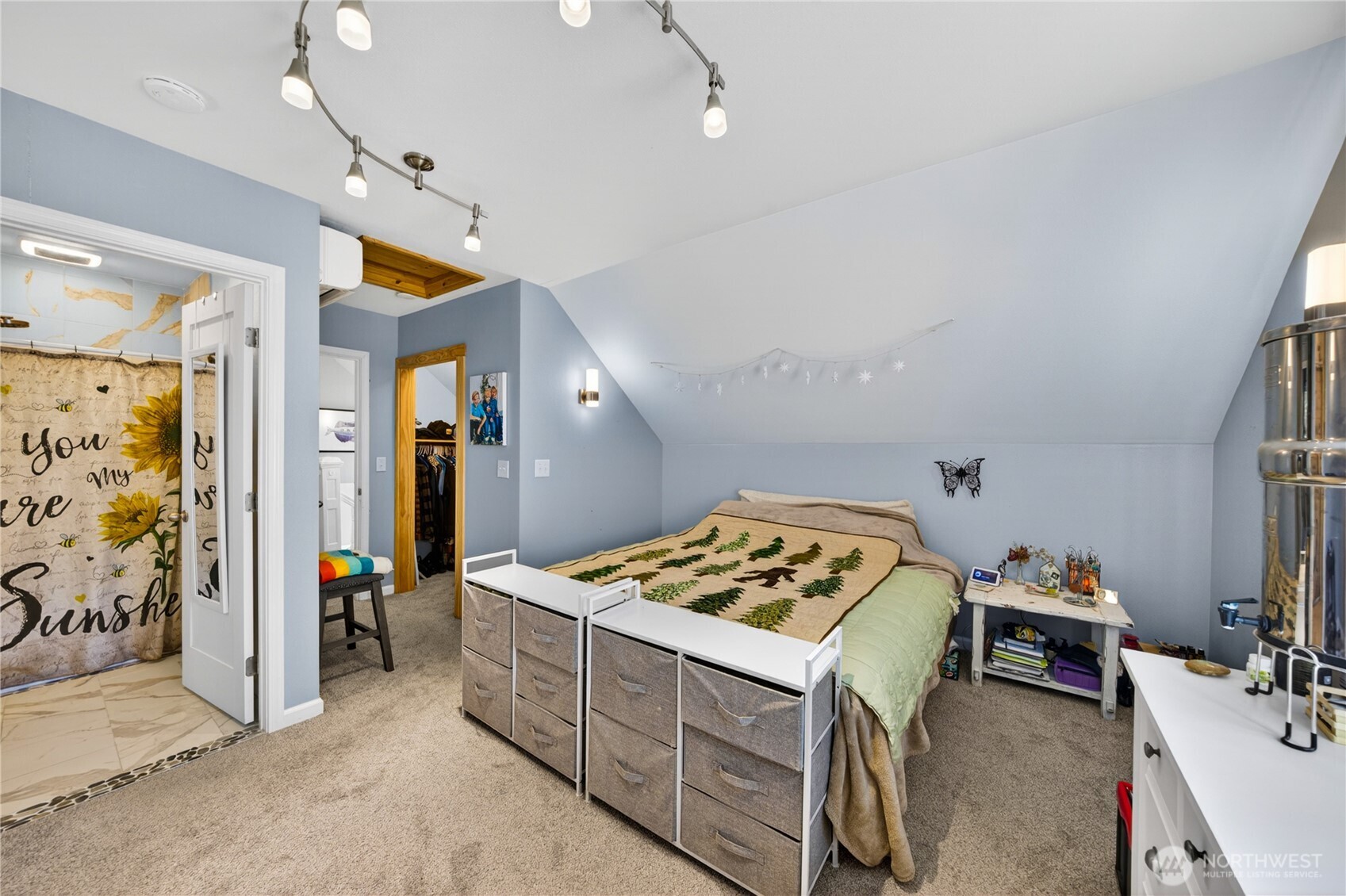 2115 Valley Highway , Deming, WA 98244-9115