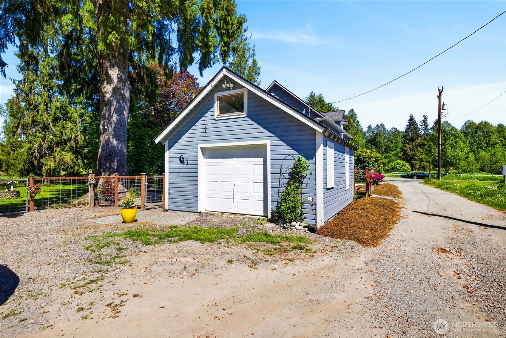 2115 Valley Highway , Deming, WA 98244-9115