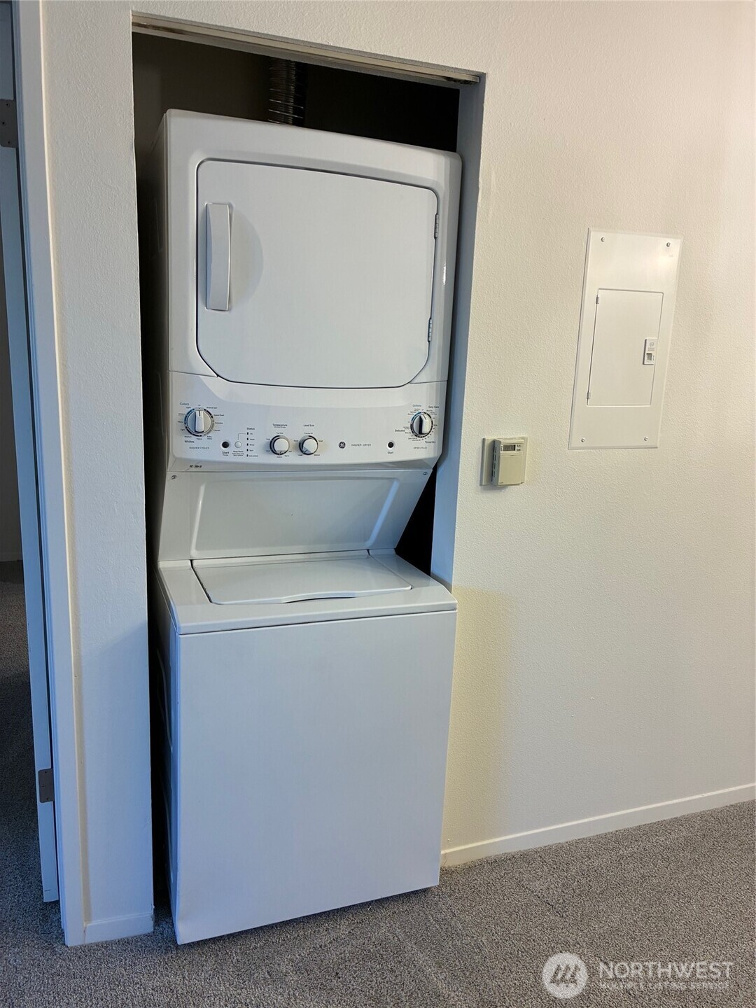 21301 52nd Avenue W #B111, Mountlake Terrace, WA 98043