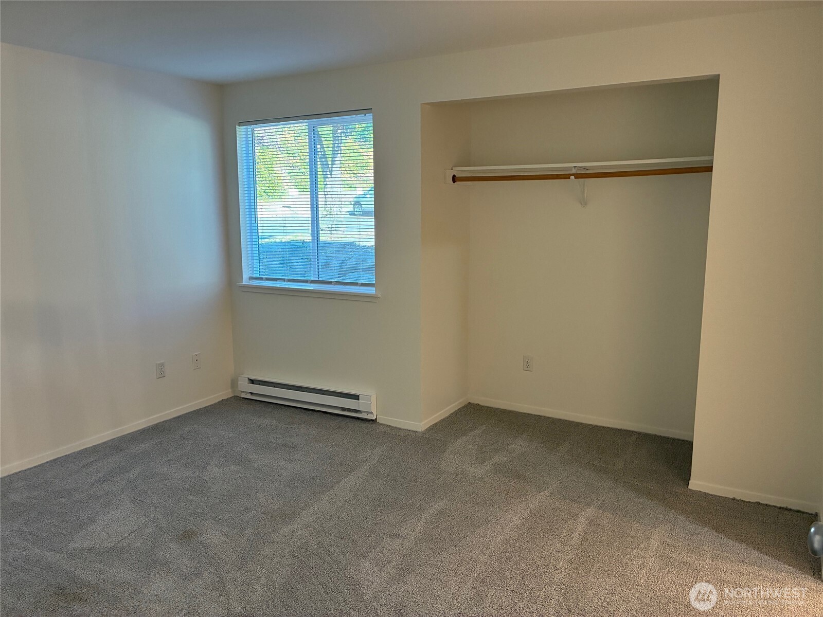 21301 52nd Avenue W #B111, Mountlake Terrace, WA 98043