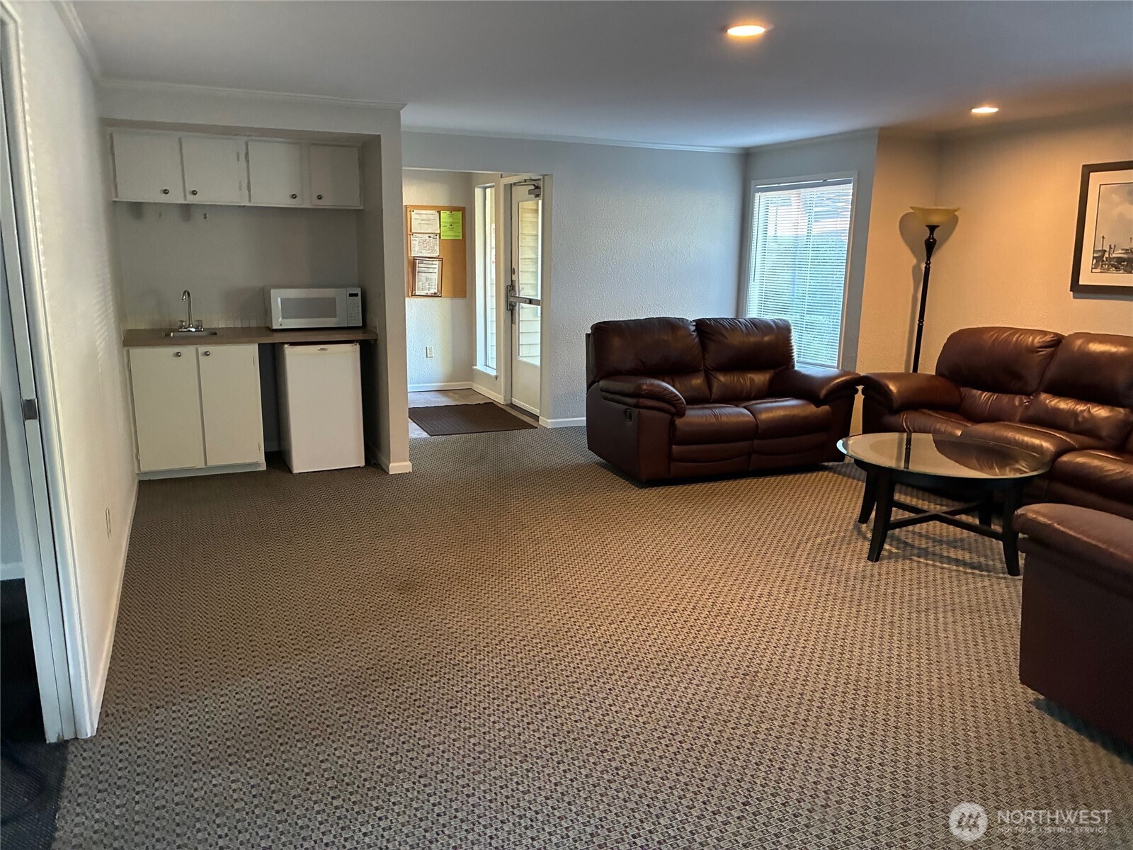 21301 52nd Avenue W #B111, Mountlake Terrace, WA 98043