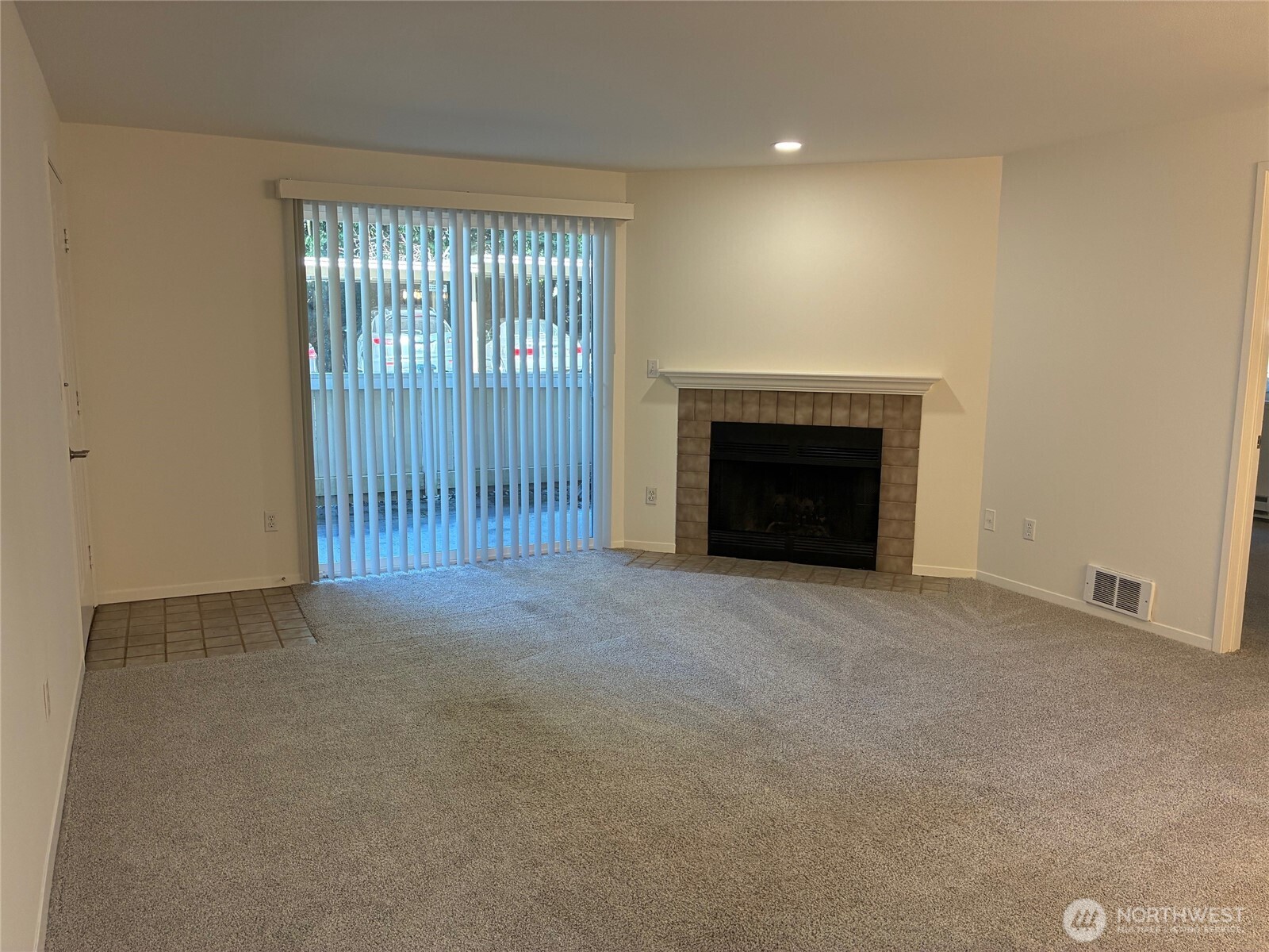 21301 52nd Avenue W #B111, Mountlake Terrace, WA 98043