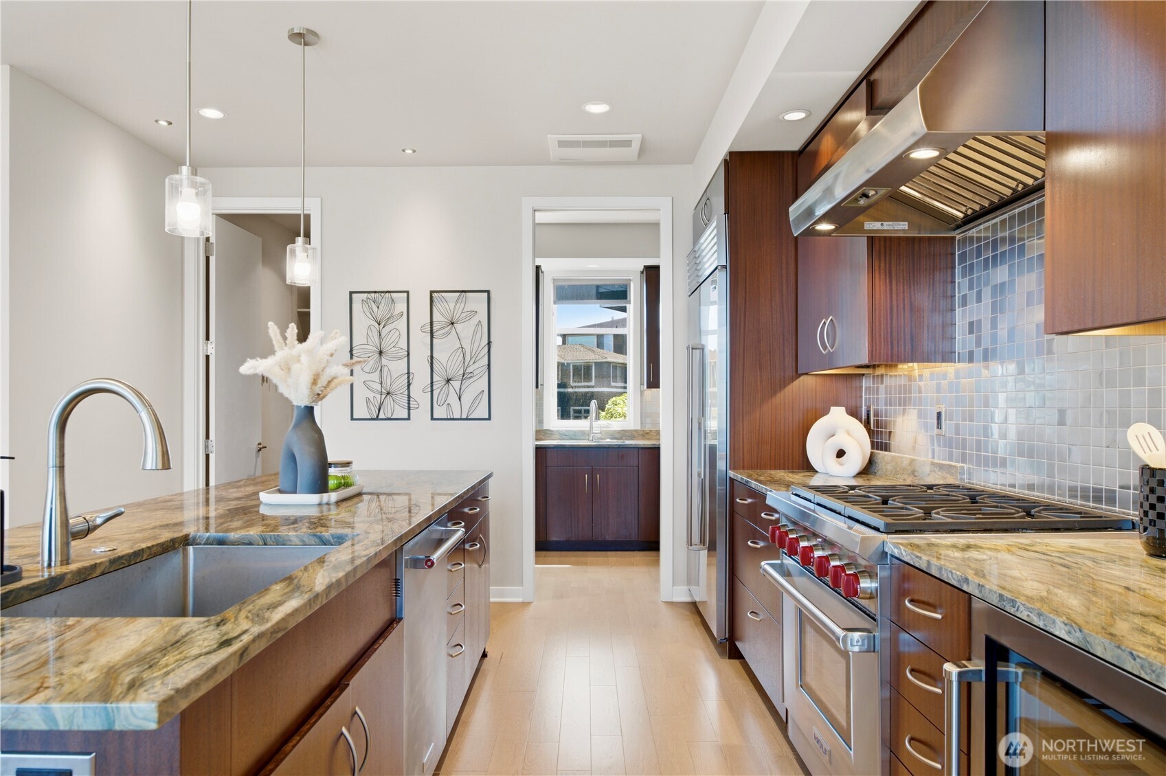 1311 Palm Avenue SW, Seattle, WA 98116