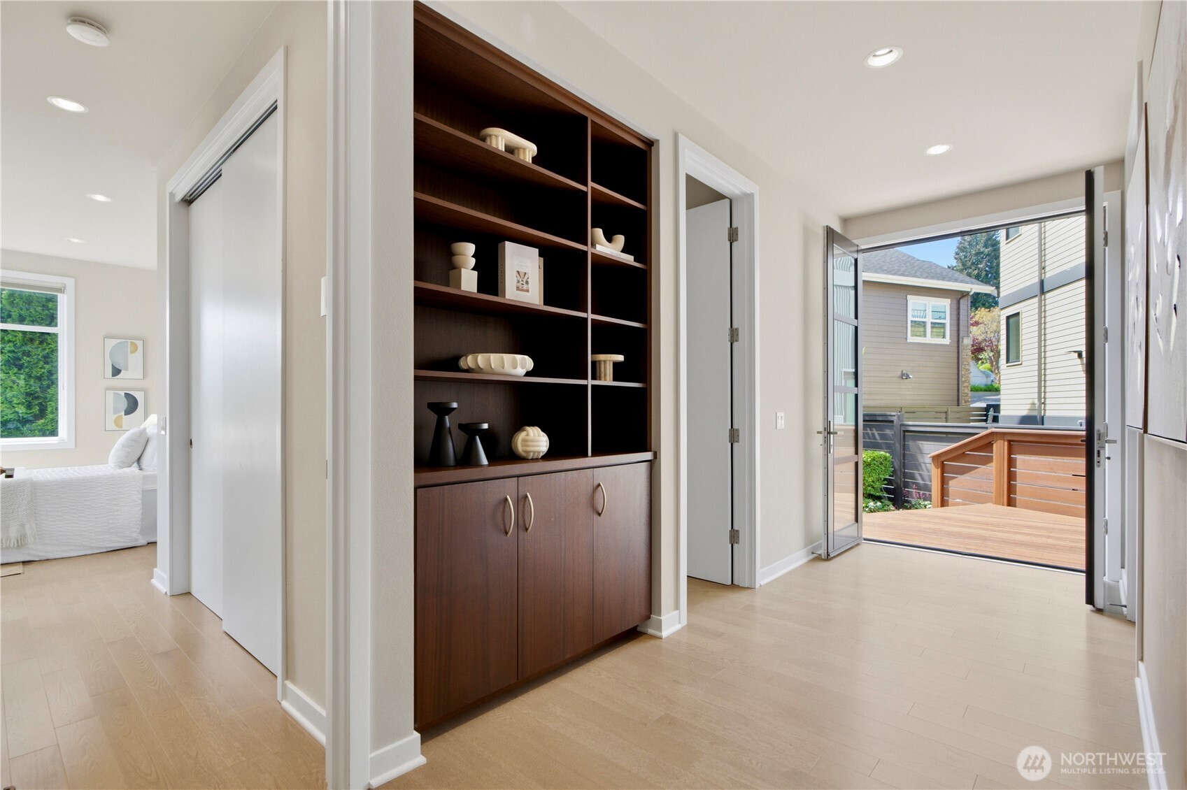 1311 Palm Avenue SW, Seattle, WA 98116